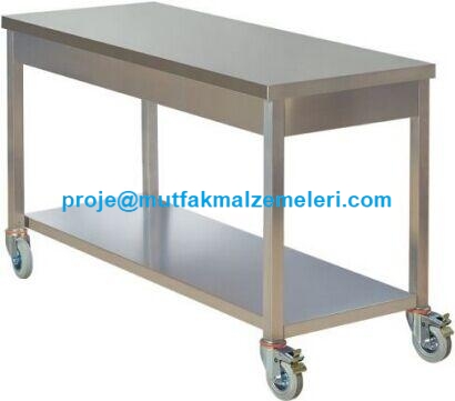 Tekerlekli Mutfak Masası:Endüstriyel tip kullanıma uygun mutfak tezgahlarından çalışma masalarından olan bu paslanmaz çelik mutfak masası tekerlekli imalatıyla son derece kullanışlıdır - Tekerlekli mutfak masası satış telefonu 0212 2370749